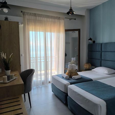 Maria Rooms To Let Ouranoupoli Bagian luar foto