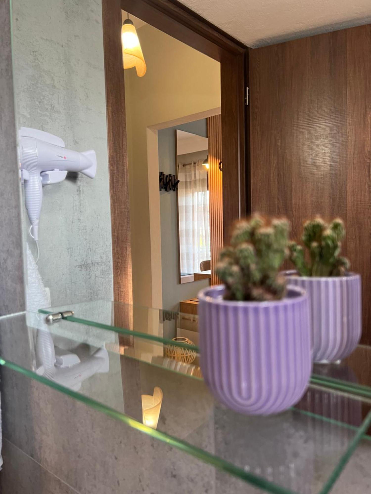 Maria Rooms To Let Ouranoupoli Bagian luar foto