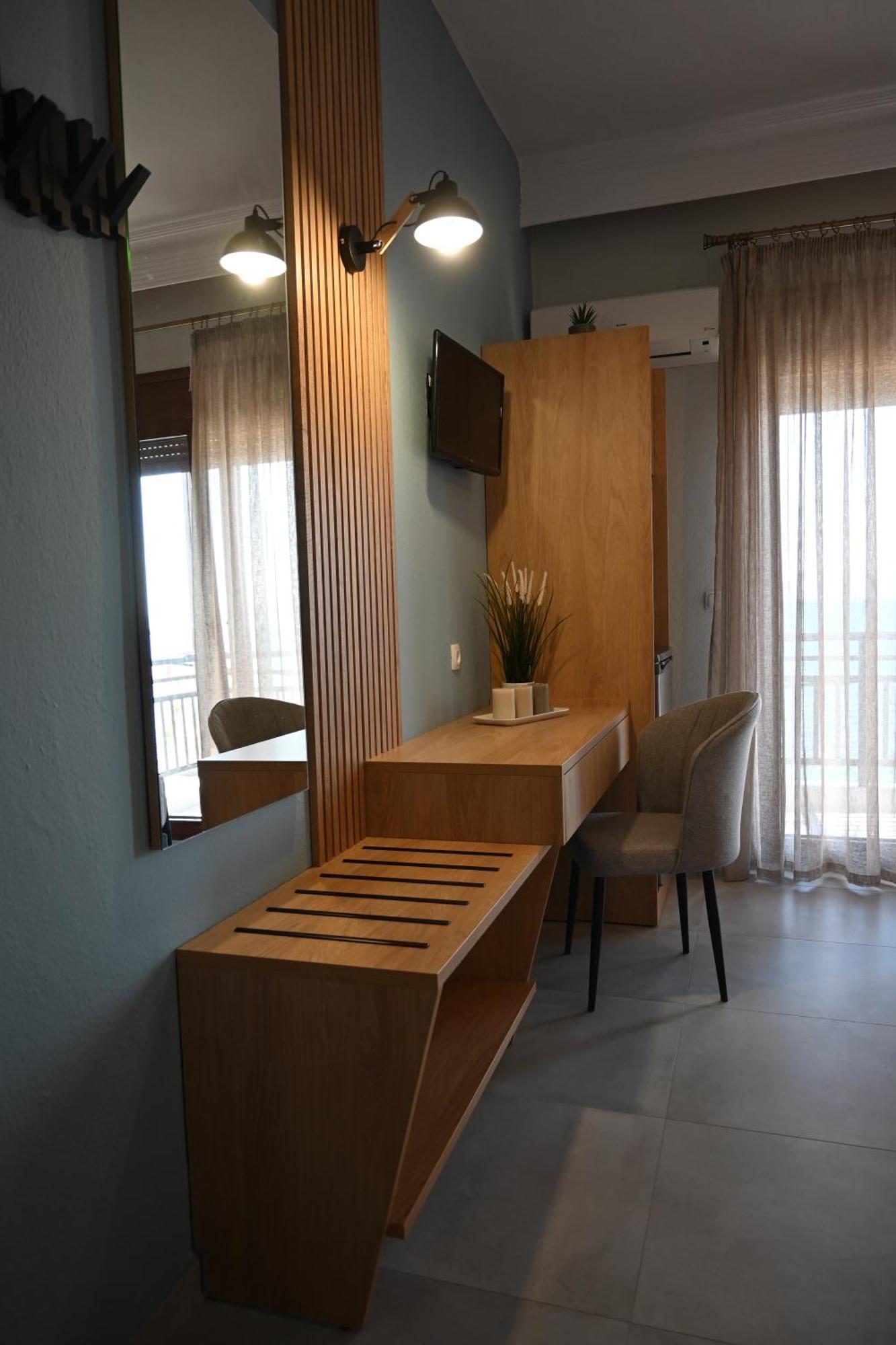 Maria Rooms To Let Ouranoupoli Bagian luar foto